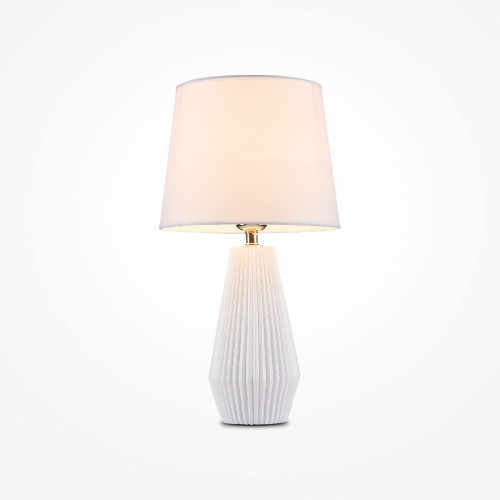 Настольная лампа Maytoni Calvin Table Z181-TL-01-W