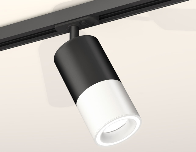 Комплект трекового светильника Ambrella Light Track System XT7401110 (A2537, C7422, A2011, C7401, N7110)