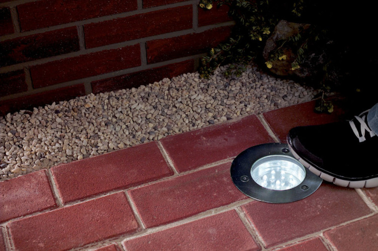 Настенный светильник Eglo Ervidel 98877