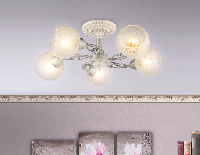 Потолочная люстра Ambrella Light Traditional TR3062