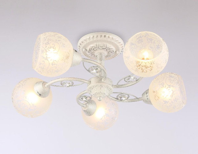 Потолочная люстра Ambrella Light Traditional TR3062
