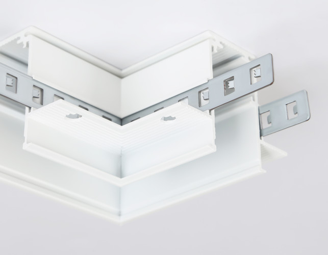 Коннектор угловой для шинопровода Ambrella Light Track System GL3352