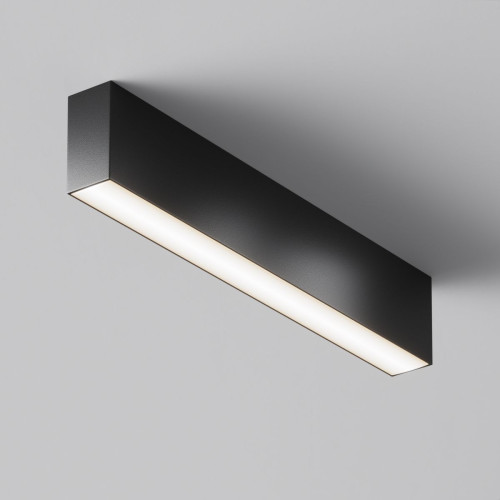 Линейный потолочный светильник Maytoni Basis C068CL-20W3-6K-B
