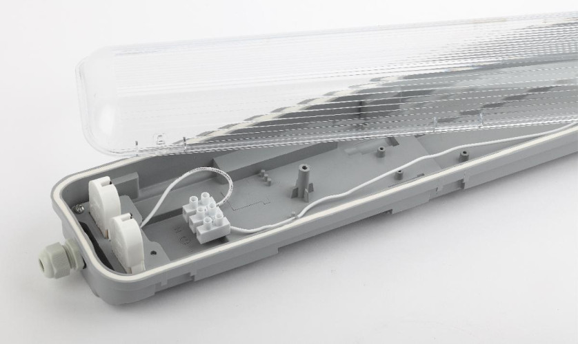 Линейный светодиодный светильник Эра SPP-101-0-002-150 Б0043659
