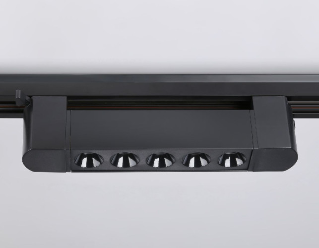 Трековый однофазный светильник Ambrella Light Track system GL6703