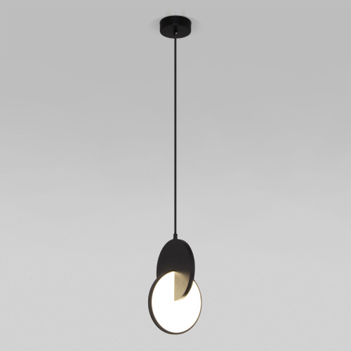 Подвесной светильник Eurosvet Lang 50225/1 LED черный a057338