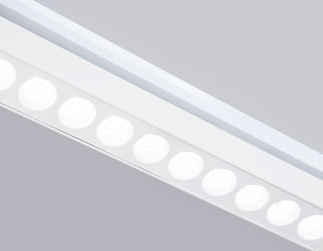 Трековый однофазный светильник Ambrella Light Track system GL6718