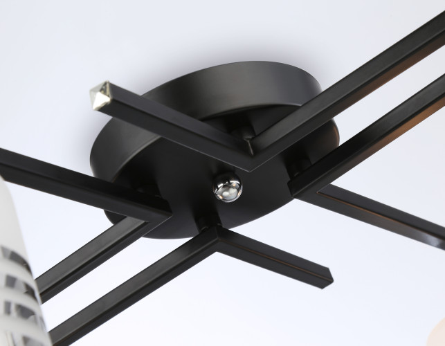 Потолочная люстра Ambrella Light Modern TR303212