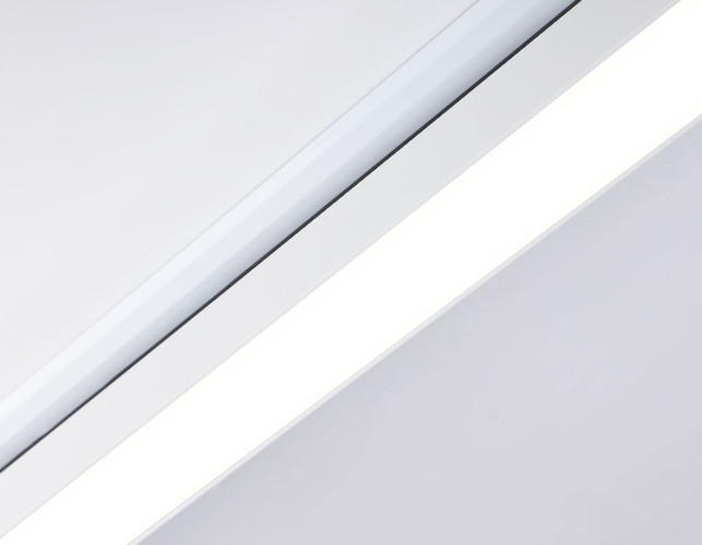 Трековый однофазный светильник Ambrella Light Track system GL6736